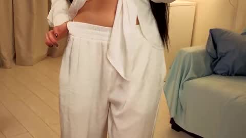 Lily online show from October 22, 1:38 pm