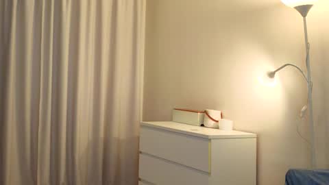 Lily online show from October 23, 1:50 pm