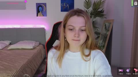 Emily online show from December 2, 9:04 pm