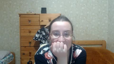 smart_rose online show from November 15, 9:27 pm