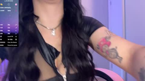 Emily Burns online show from March 8, 11:45 am