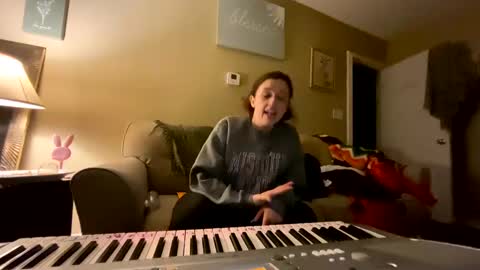 Smiley Mylie online show from December 3, 11:10 am