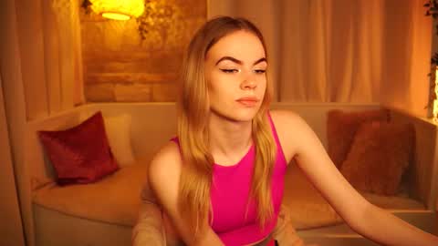 Hanna online show from February 9, 4:18 pm