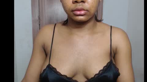 snowdrop5 online show from December 2, 10:01 pm