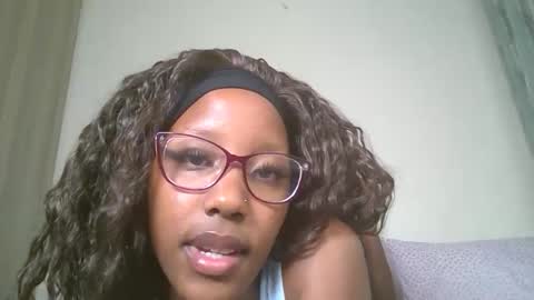 snowfox254 online show from September 15, 8:27 pm