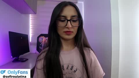 soffi_rousel_ online show from September 17, 5:33 pm