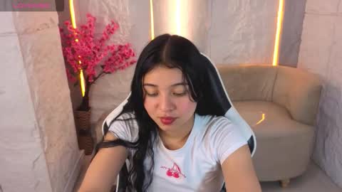 Online 800 to 1400 online show from December 18, 1:49 pm