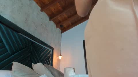 Sofi online show from December 14, 11:16 am