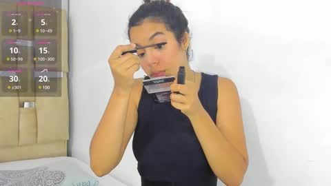 sofi smith online show from February 11, 7:38 pm