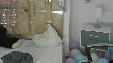 sofi smith online show from January 24, 8:00 pm