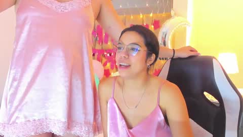 sofi smith online show from January 18, 10:17 pm