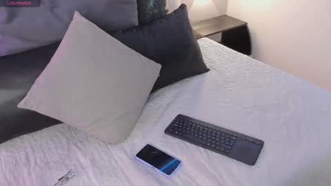 sofi_sp online show from November 7, 11:49 am