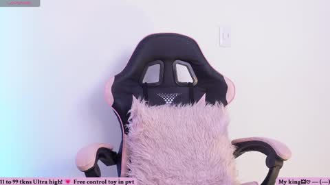 Sofi online show from April 14, 4:18 pm