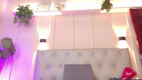 Sofia online show from October 21, 7:07 pm