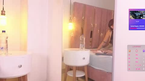 sofia_foxx1 online show from May 6, 11:58 am