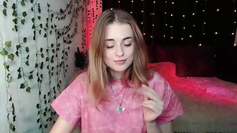 sofia_rosemary online show from October 8, 1:59 pm