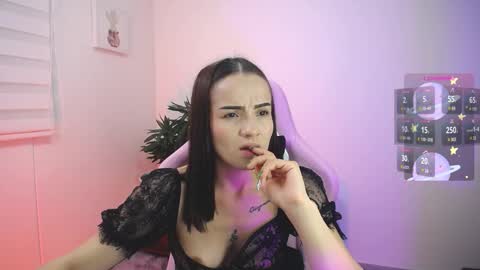 Snapshot of sofia_sb chatting on December 11, 2:41 am Jessica Sofia  online show from December 11, 2:41 am