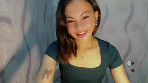 sofia_sweetheart18 online show from December 18, 4:28 am