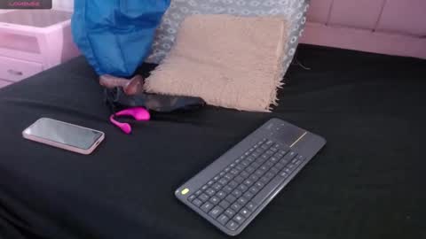 Sofa online show from February 27, 12:02 pm