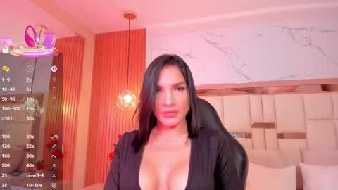 Snapshot of sofiaa_brown_ chatting on October 5, 2:27 am Sofia  online show from October 5, 2:27 am