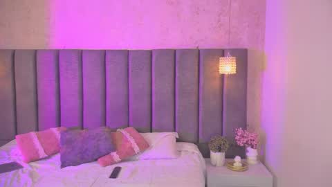 Sofi online show from December 18, 11:15 am