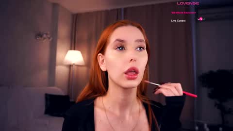 Snapshot of sofiabruno chatting on February 19, 5:16 am Hi My name is Sofia Welcome to my room Please thumbs up - its important online show from February 19, 5:16 am