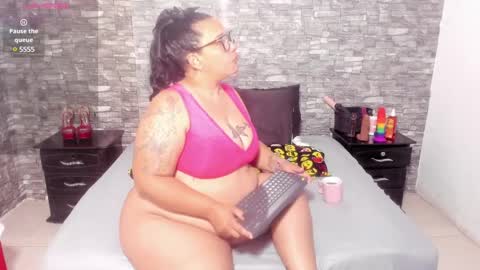 Vicky  online show from February 9, 10:20 am