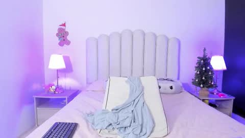 Sofi online show from November 25, 1:08 am