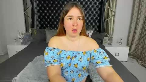 sofii_darling online show from March 15, 5:37 pm