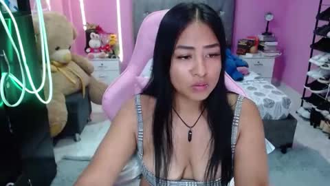 Snapshot of sofiiadreams chatting on October 23, 12:49 am sofia Dreams online show from October 23, 12:49 am