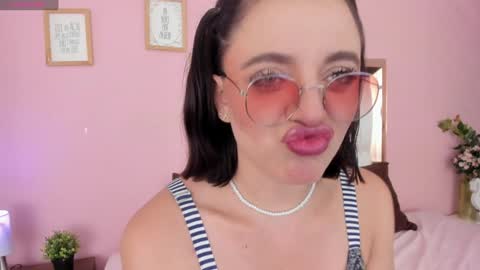 Sofi agudelo online show from January 31, 4:47 am