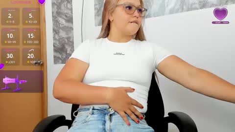 Sofia online show from October 2, 7:19 pm