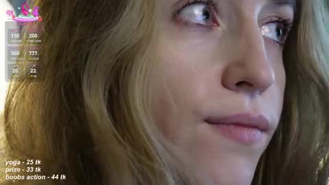 softdreamer_ online show from November 30, 5:39 pm