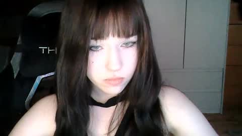 Eva online show from May 31, 6:09 pm