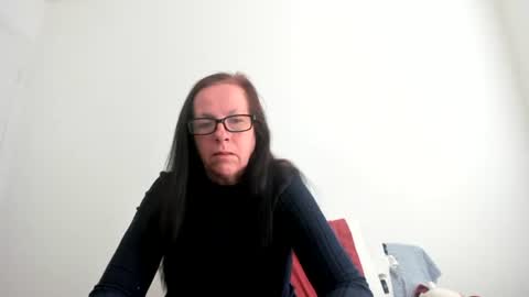 Soft Peach Goddess online show from January 12, 3:06 pm