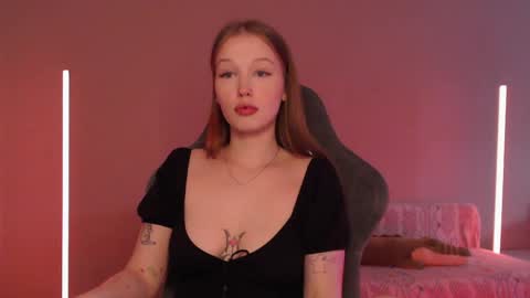 Jennifer Jenny Jen online show from May 13, 9:26 am