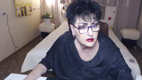 sondrariddle online show from May 30, 6:37 pm