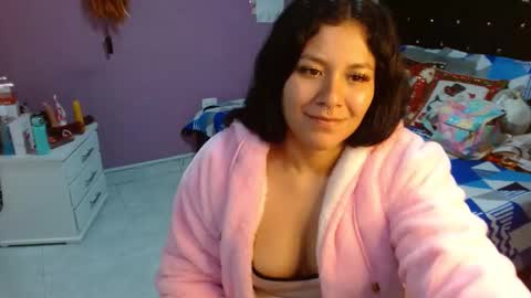 soniaplayass online show from December 20, 11:37 pm