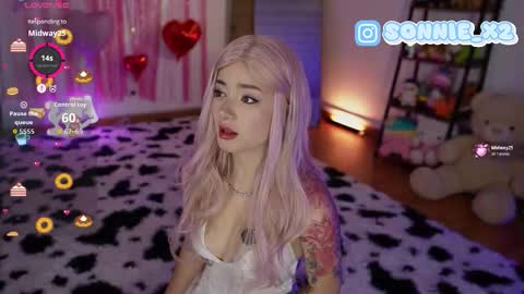 Sonnie online show from February 9, 1:02 pm