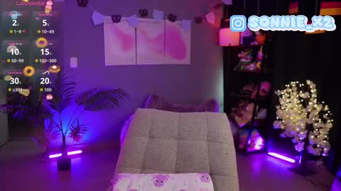 Sonnie online show from September 29, 1:38 pm