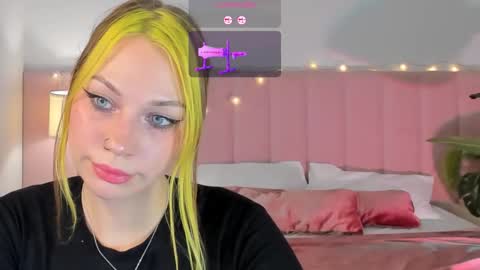 Your ghost wife online show from September 15, 7:10 pm