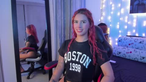 sophie online show from December 26, 7:24 am