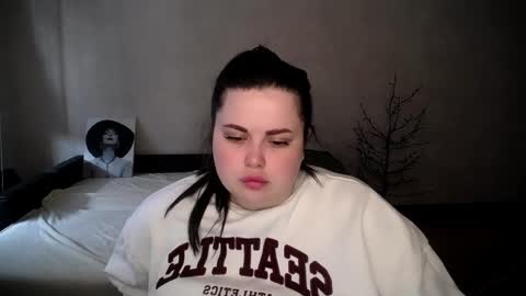 sophia__olsen online show from April 4, 6:01 am