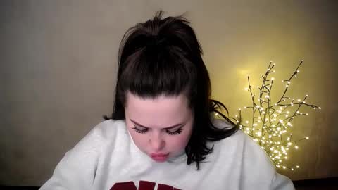 sophia__olsen online show from November 27, 6:38 am