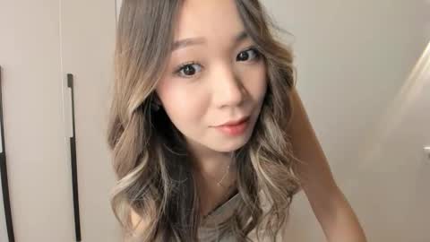 Snapshot of sophia_squirtits chatting on October 22, 1:05 pm QUEEN OF SQUIRT online show from October 22, 1:05 pm
