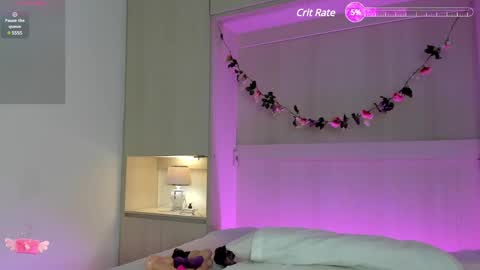  S O P H I A  online show from January 30, 11:44 am