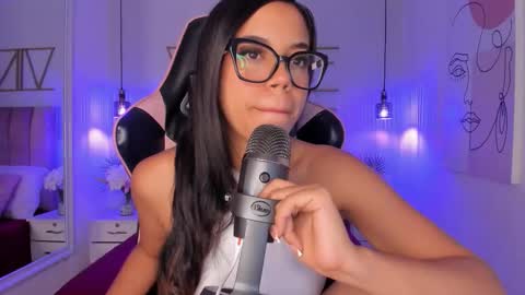 Sophie Hill  online show from October 22, 8:47 pm