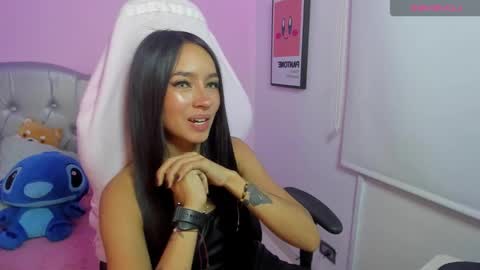 Sophie  online show from November 18, 10:22 pm