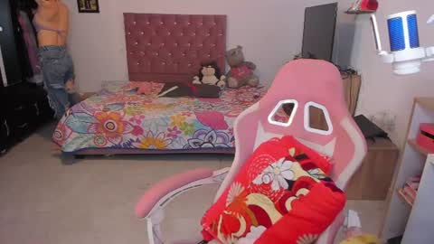 sophie doll online show from June 27, 6:36 pm
