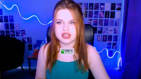 sophie_mrrr online show from March 2, 10:26 am